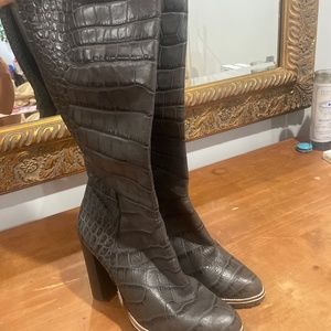 Joaquin Ferrer Roxana boots